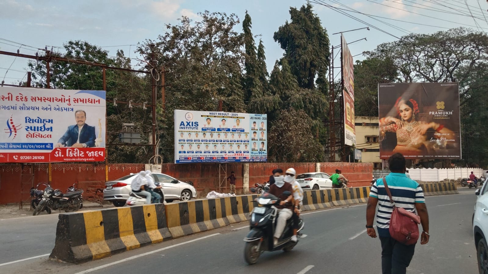 Zanzarda Road Unipole, Zanzarda Road, Junagadh